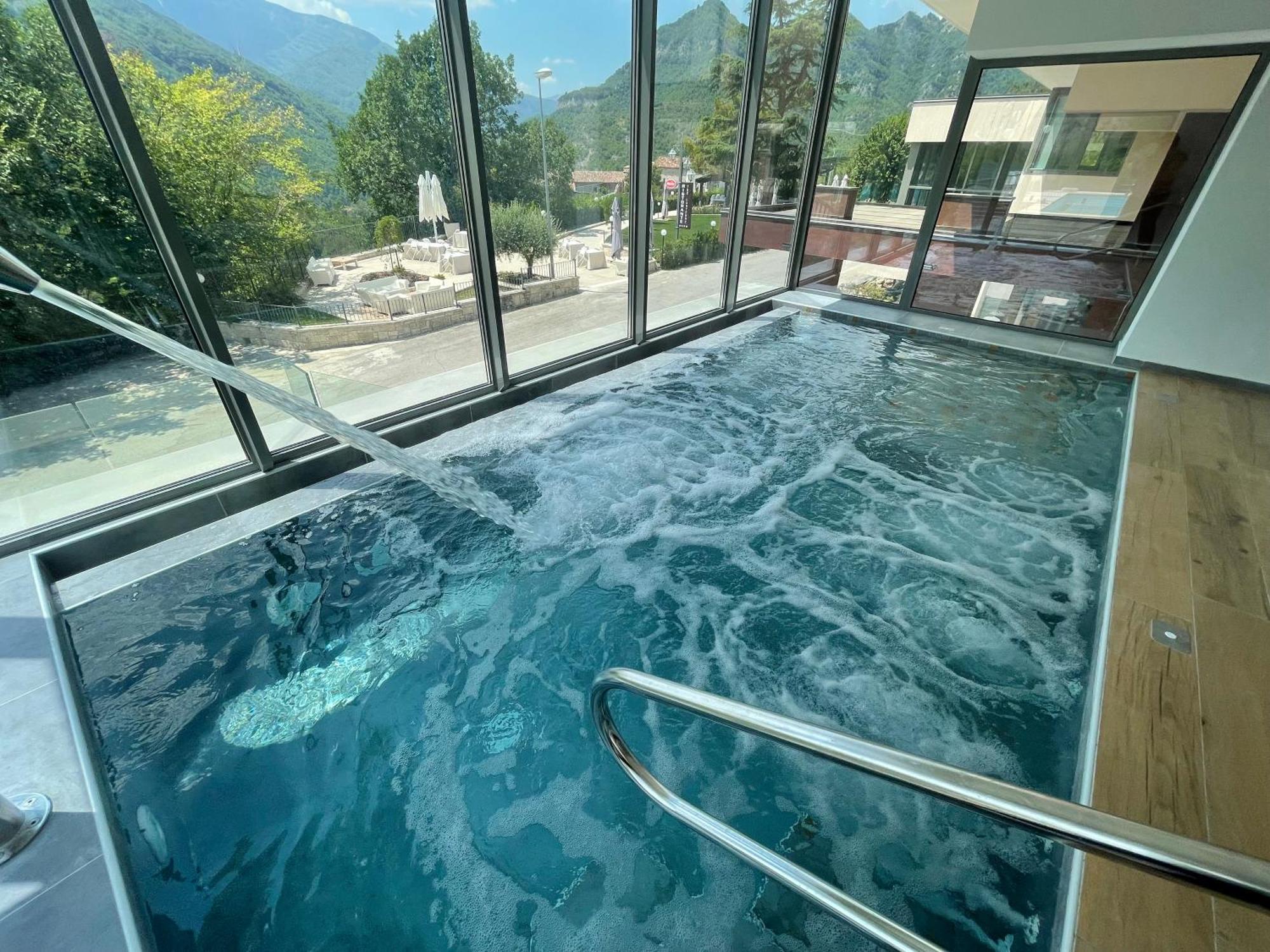 Hotel Ristorante Tre Lanterne & Spa Acquasanta Terme Exterior photo